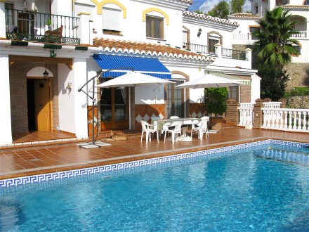 holiday house Villa la Cocha in Nerja