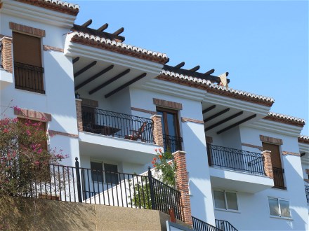 Casa Gonzalo lies in the urbanisation Lambda